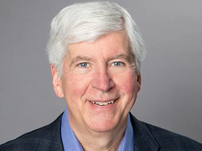 Rick Snyder_headshot_2022_SensCy_i