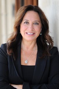 MBN: Angela Witwer
