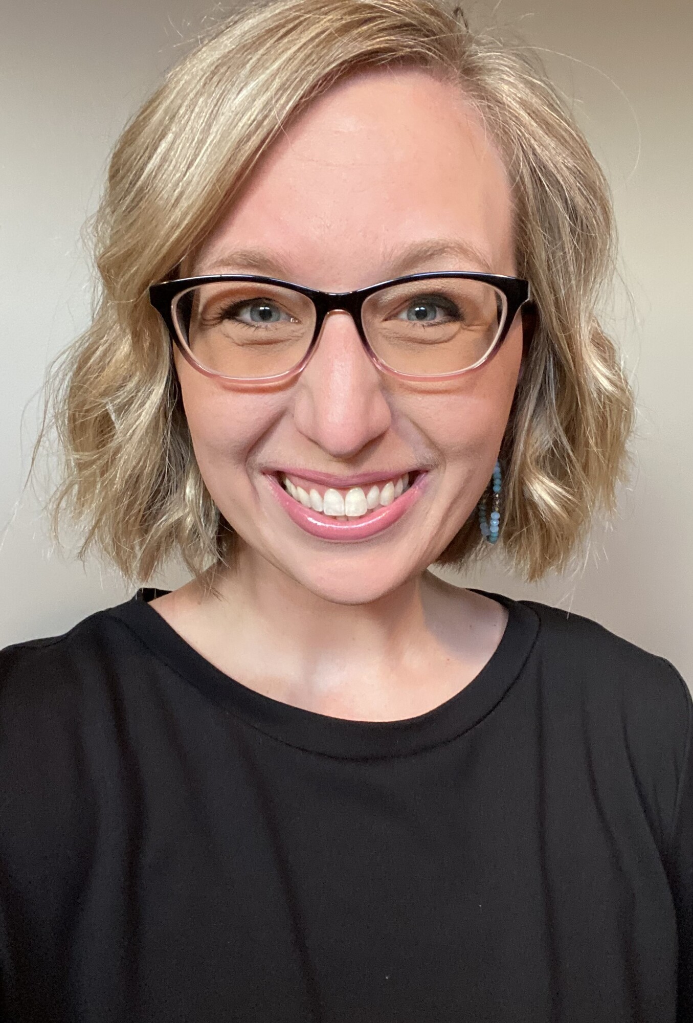 Michelle Headshot
