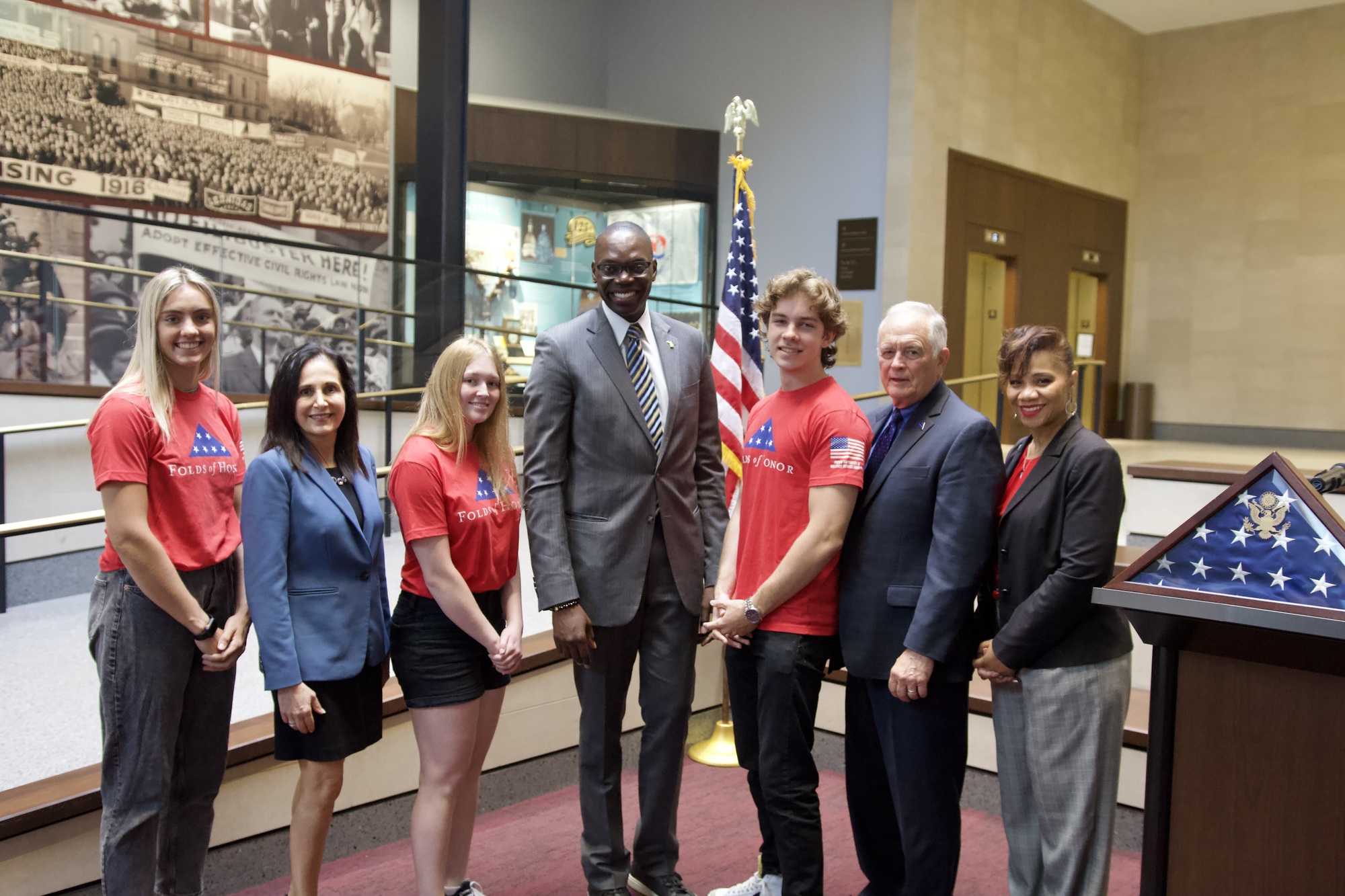 Lt. Gov. Gilchrist Awards Scholarships to Students of Michigan Military Families 