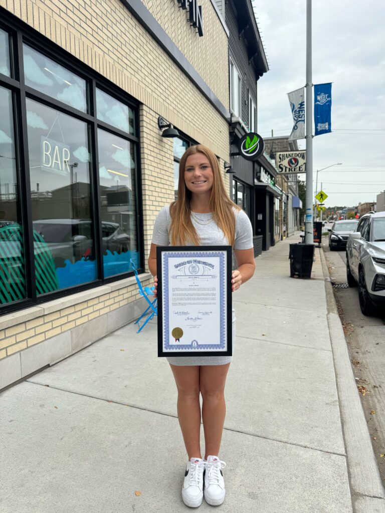 CrystalLettinga_PickleandPinRibbonCutting