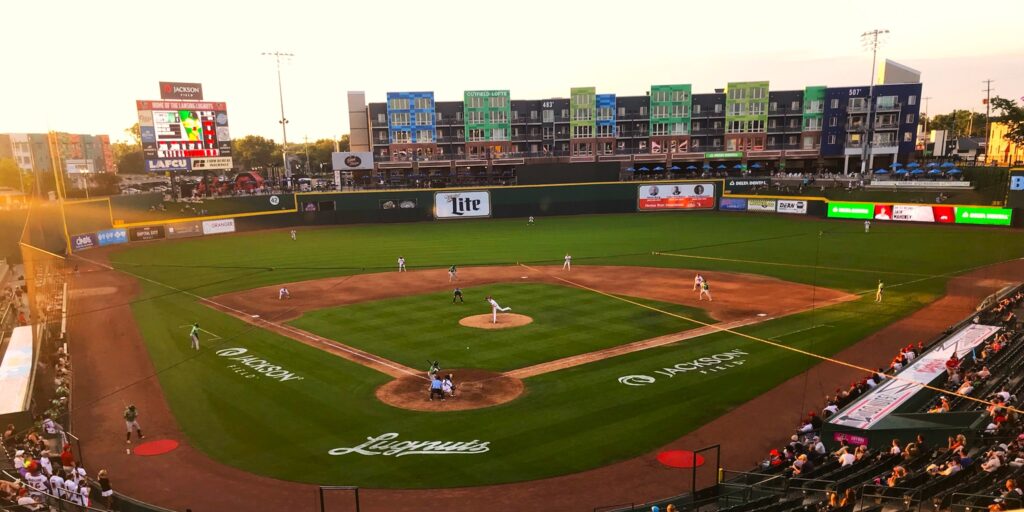 MBN: Lugnut Outfield housing